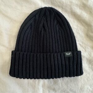 NWT - Aritzia TNA Black Ribbed Winter Beanie Hat